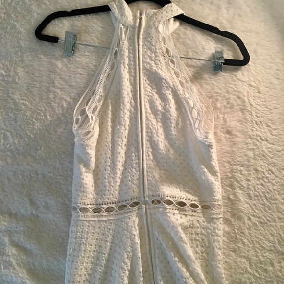 White dress - Picture 2 of 2